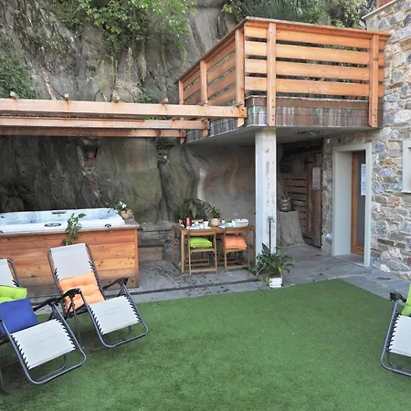 Апартаменты Scalotta - Wonderful Terrace And Mounts View Jacuzzi & *