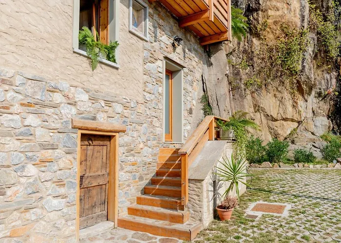 Апартаменты Scalotta - Wonderful Terrace And Mounts View Jacuzzi & Дервио