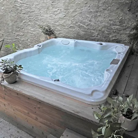 Scalotta - Wonderful Terrace And Mounts View Jacuzzi & デルヴィオ