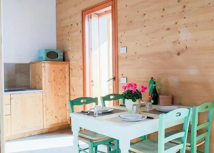 アパート Scalotta - Wonderful Terrace And Mounts View Jacuzzi &