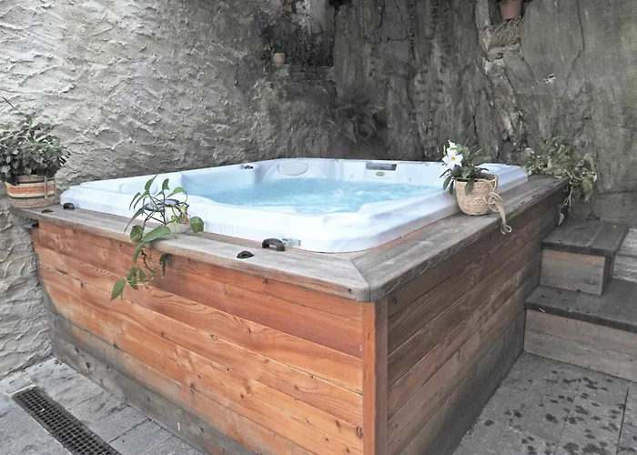 Scalotta - Wonderful Terrace And Mounts View Jacuzzi & Appartamento